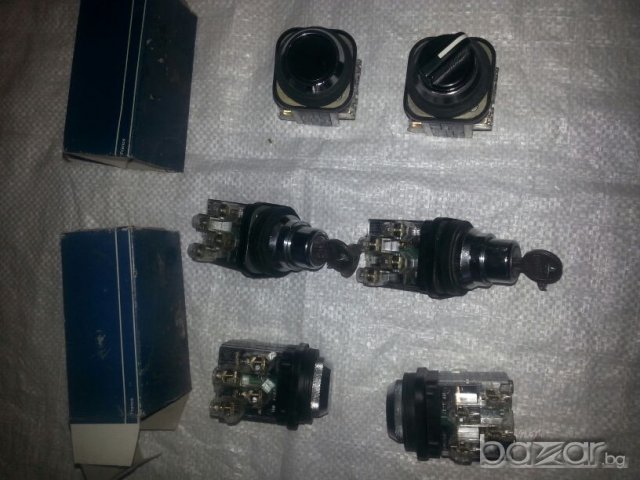 Бутони и ключове  Telemecanigue, снимка 5 - Резервни части за машини - 20951108
