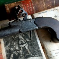 Белгийски Капсулен,пищов и Английски кремъчен пистолет, снимка 12 - Антикварни и старинни предмети - 25712533