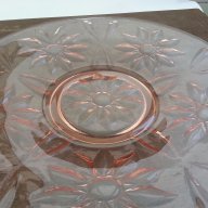 голямо плато розово стъкло масивно гравирано стъкло, снимка 4 - Чинии - 14322371