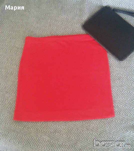 Червена пола, снимка 1