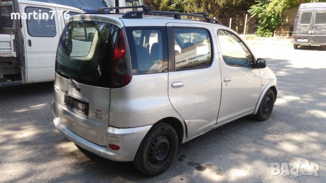 Toyota YarisVerso 1.4D4D 75 коня на части, снимка 5 - Автомобили и джипове - 22455592