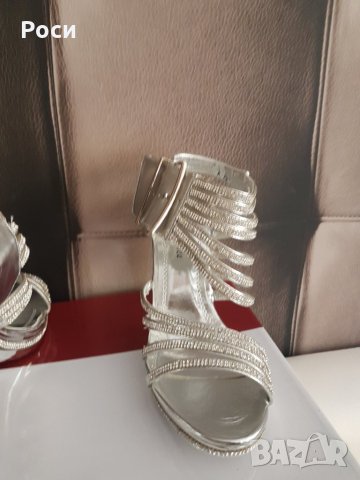 Нови, официални обувки на ток,сандали,бални, сребърни с диамантени ефекти - размер 39, снимка 5 - Дамски елегантни обувки - 24267698