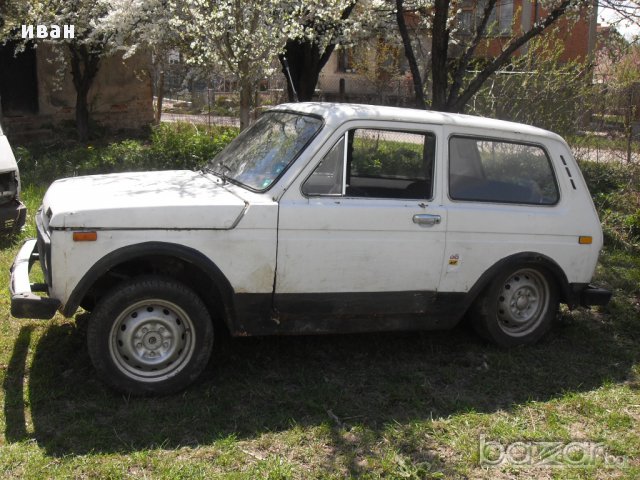 Продавам Лада Нива на части, снимка 3 - Автомобили и джипове - 10435657
