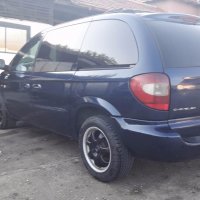 Chrysler Voyager 2.5CRD , снимка 6 - Автомобили и джипове - 19002091