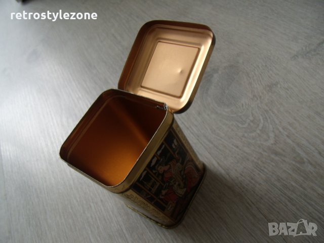 №1186 стара малка ламаринена кутийка  - размери  9,5 / 6 / 6 см, снимка 4 - Други ценни предмети - 22388349