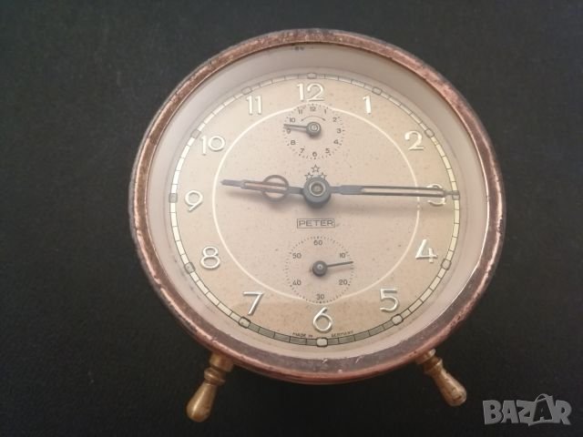 Стар часовник, будилник "Peter". , снимка 1 - Антикварни и старинни предмети - 25856263