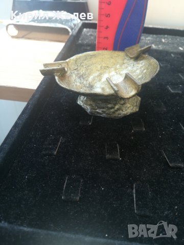 Стар бронзов пепелник, снимка 2 - Други ценни предмети - 25852054