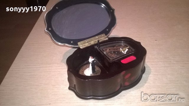 поръчана-музикална кутия-16х11х6см-внос франция, снимка 7 - Колекции - 19919365