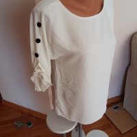 Бяла блуза на Esprit, снимка 2 - Блузи с дълъг ръкав и пуловери - 24724077