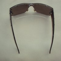 100 % оригинални слънчеви очила на VALENTINO, снимка 4 - Слънчеви и диоптрични очила - 22246014