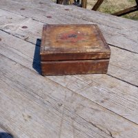 Старинна дървена кутия, снимка 3 - Антикварни и старинни предмети - 16886817