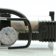 Едноцилиндров автокомпресор за помпане на гуми, снимка 3 - Аксесоари и консумативи - 9727933