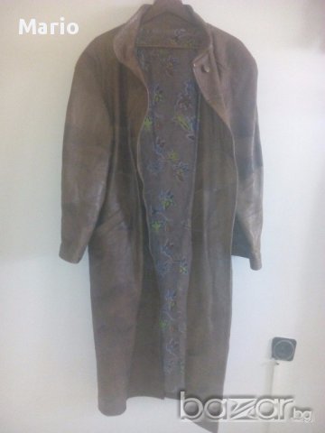 Италианско кожено палто - дамско - тележка кожа - перфектно..!! 