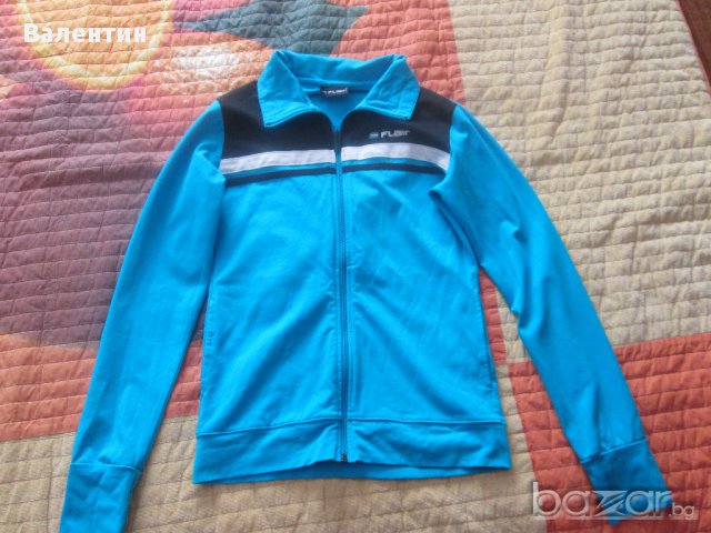 Дамски спортен екип Флайър, снимка 2 - Спортни екипи - 15995724