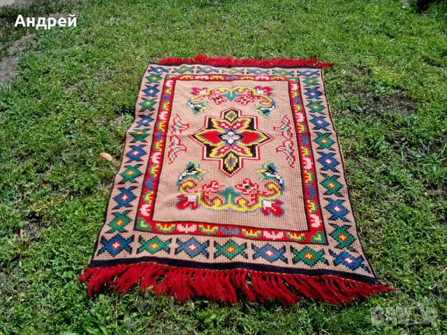 Старинен килим, снимка 3 - Антикварни и старинни предмети - 22660999