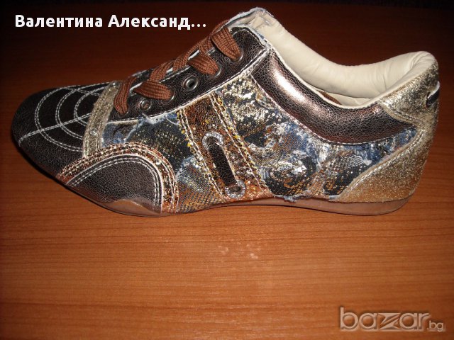 Ефектни дамски спортни обувки, снимка 3 - Кецове - 11390206