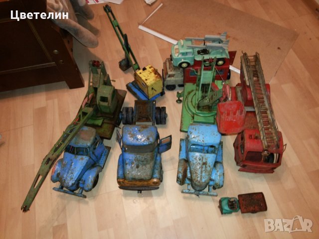 Tърся/Купувам стари СССР метални играчки, снимка 3 - Колекции - 25722813