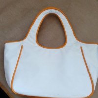 Бяла чанта с оранжеви кантове, снимка 3 - Чанти - 19647046