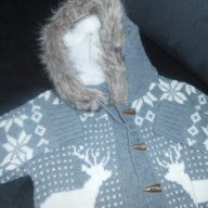 Ефектна жилетка, снимка 6 - Детски пуловери и жилетки - 15812852