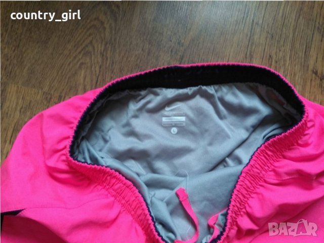 nike running - страхотни дамски шорти, снимка 3 - Къси панталони и бермуди - 25257137
