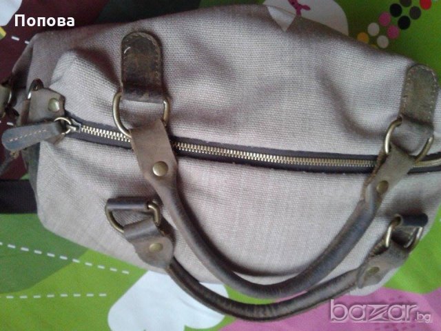 Италианска маркова голяма  чанта, снимка 3 - Чанти - 19442079