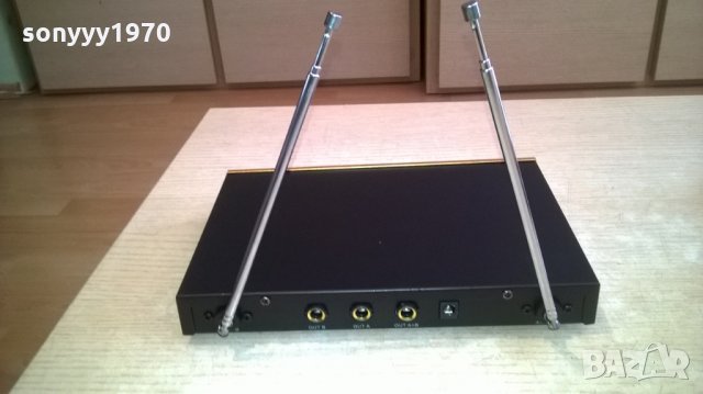 akg-приемник за микрофони, снимка 9 - Микрофони - 24746102