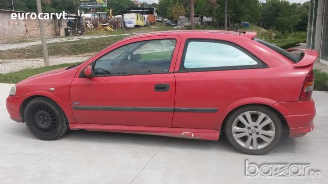 на части Opel Astra 1.6 irmscher, снимка 8 - Автомобили и джипове - 19093389