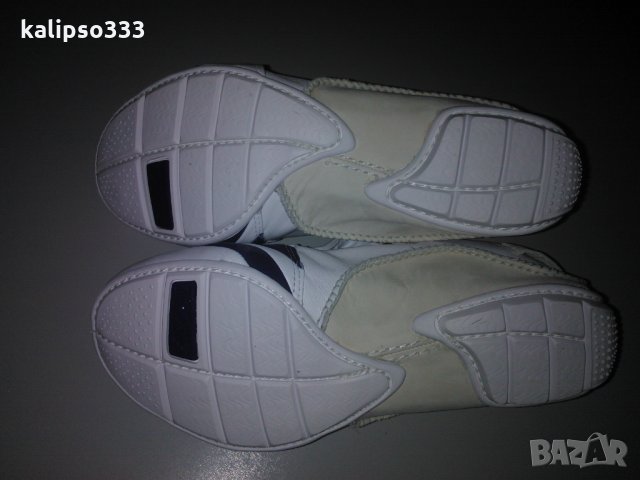 Adidas оригинални спортни обувки, снимка 6 - Маратонки - 24076407