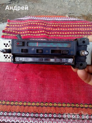  Старо автомобилно радио,радиокасетофон WALTHAM, снимка 2 - Антикварни и старинни предмети - 23354423