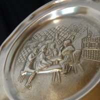 Старинна чиния,пано от калай Гостилница.  , снимка 3 - Антикварни и старинни предмети - 25843687