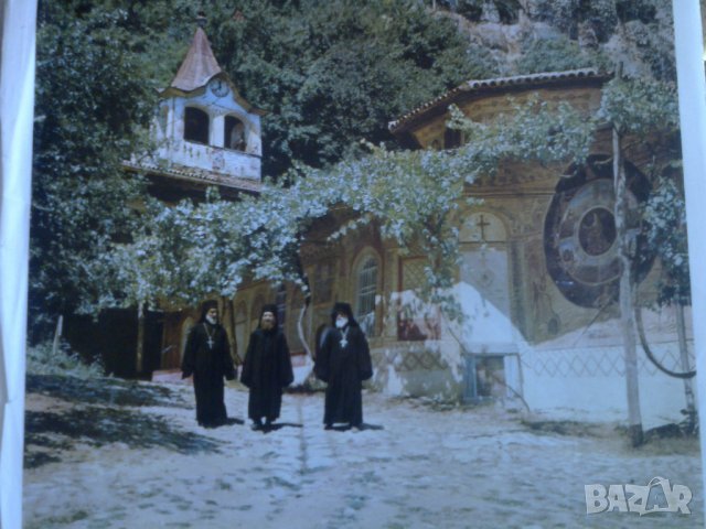 Албум "Манастирите в България" , снимка 5 - Енциклопедии, справочници - 22334430