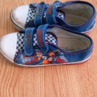 Продавам детски обувки, снимка 4 - Детски маратонки - 22539192