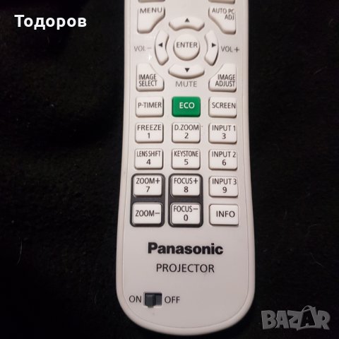 Panasonic N2QAYA000040 Projector Remote Control, снимка 6 - Стойки, 3D очила, аксесоари - 25106539