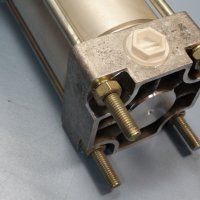 Пневматичен цилиндър ORSTA 63x40, снимка 3 - Резервни части за машини - 24199022