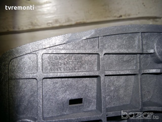 Стойкa за телевизор BN61-08775B UE32F4000AW, снимка 3 - Части и Платки - 21215370