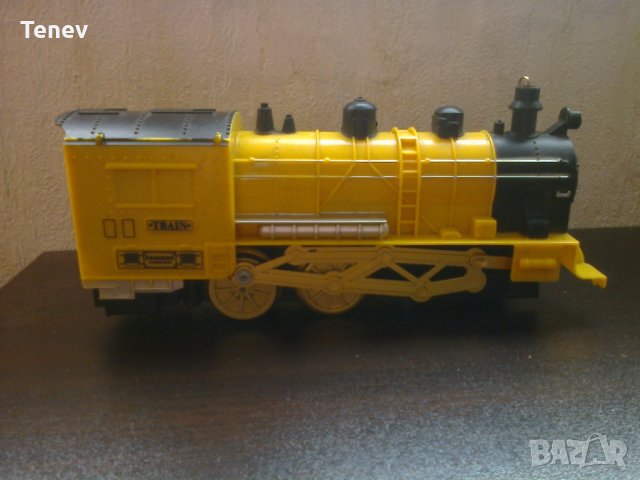 Локомотив - детска играчка