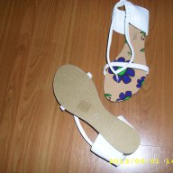 нежни сандалки в бяло-37 номер внос от Англия, снимка 5 - Сандали - 10967422