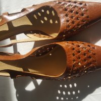 Обувки, снимка 1 - Дамски обувки на ток - 24165584