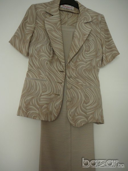 Дамски костюм на фирма Карина - Русе - 46 номер, снимка 1