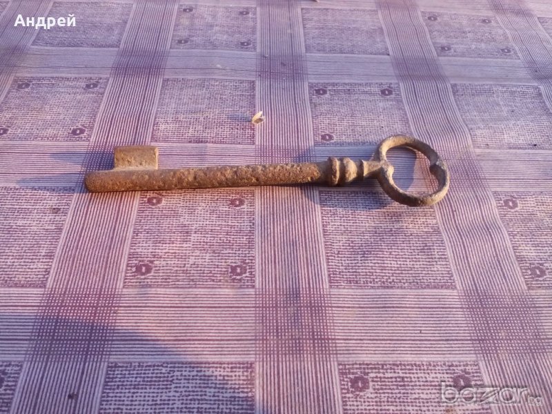 Старинен ключ, снимка 1