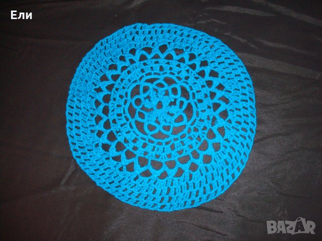  Салфетки плетени на една кука, снимка 6 - Декорация за дома - 22542539