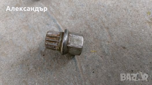 Секретни болтове и клуча, снимка 5 - Аксесоари и консумативи - 21847541