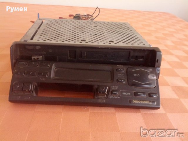 Радиокасетофон за кола Panasonic, снимка 4 - MP3 и MP4 плеъри - 11147885