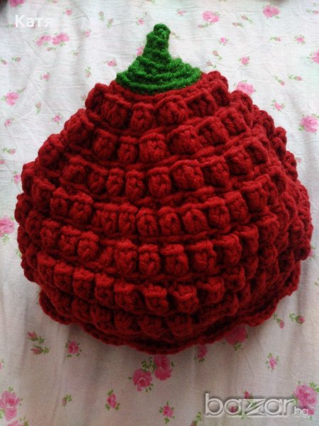 Детска, нова, червена, дизайнерска, плетена, handmade шапка, снимка 1