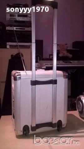 Ion block rocker am/fm/aux/mic1/mic2/acumulator batery-внос англия, снимка 9 - Ресийвъри, усилватели, смесителни пултове - 13161528