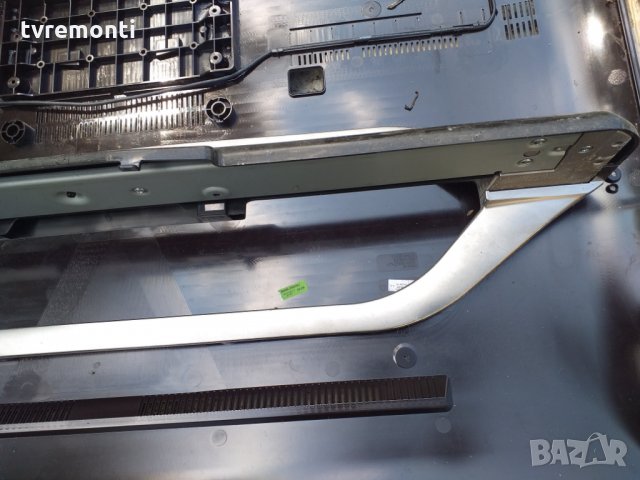 TV стойка SAMSUNG UE40ES8000 , снимка 3 - Стойки, 3D очила, аксесоари - 26125551