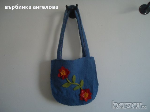 Ръчно апликирана чанта от пресована вълна, снимка 2 - Чанти - 20339703