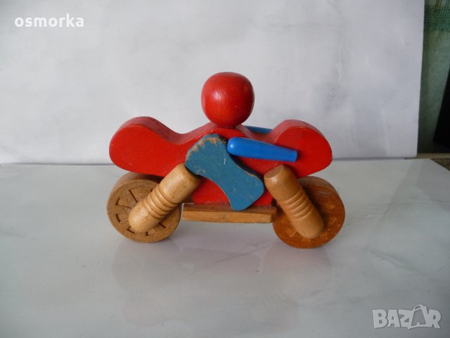Дървена фигурка играчка мотоциклетист с мотоциклет мотор , снимка 3 - Колекции - 24474744