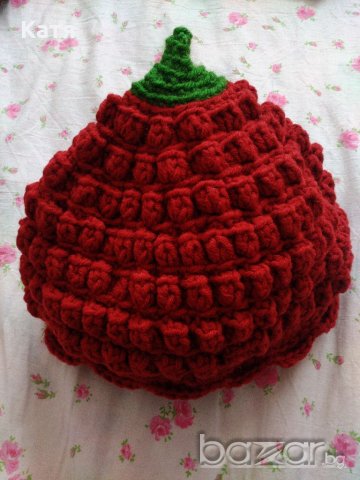Handmade, Нова детска дизайнерска шапка малинка, снимка 1 - Шапки, шалове и ръкавици - 19745613