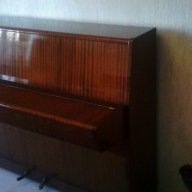 Продавам пиано „Петроф” в перфектно – отлично състояние, снимка 3 - Пиана - 18350529